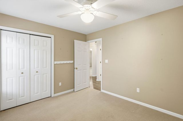 3005 GREENBRIAR DR, Columbia, MO 65203