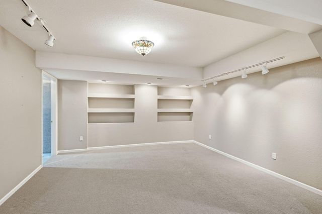 3005 GREENBRIAR DR, Columbia, MO 65203