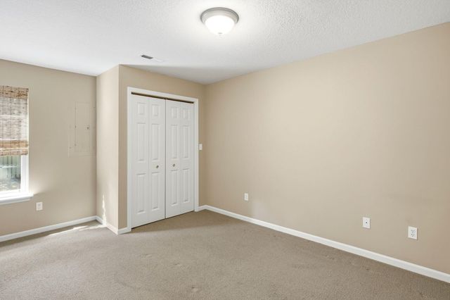 3005 GREENBRIAR DR, Columbia, MO 65203