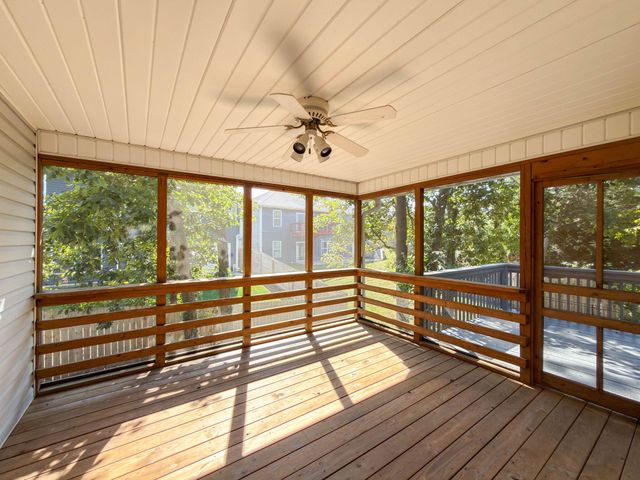3005 GREENBRIAR DR, Columbia, MO 65203