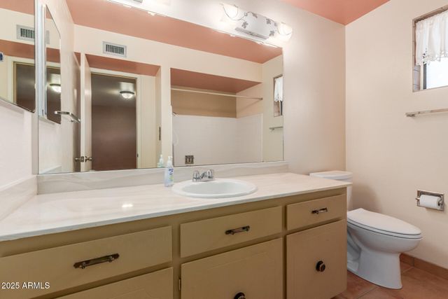 320 E ORANGE Drive, Casa Grande, AZ 85122