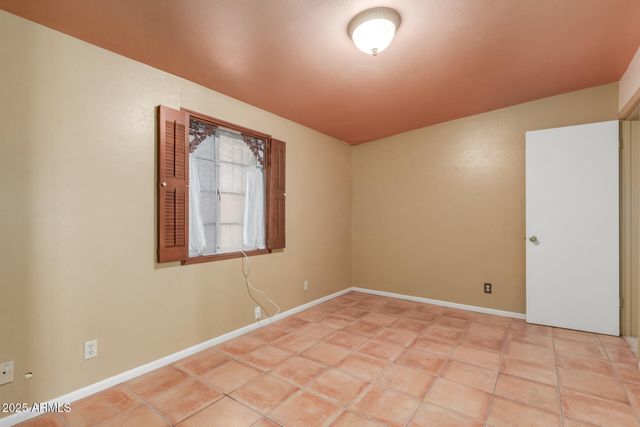 320 E ORANGE Drive, Casa Grande, AZ 85122