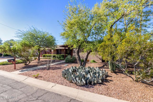 320 E ORANGE Drive, Casa Grande, AZ 85122