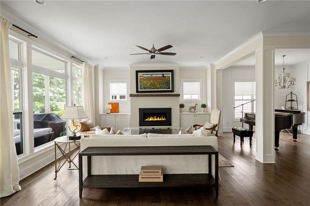 380 Braeden Way, Alpharetta, GA 30009