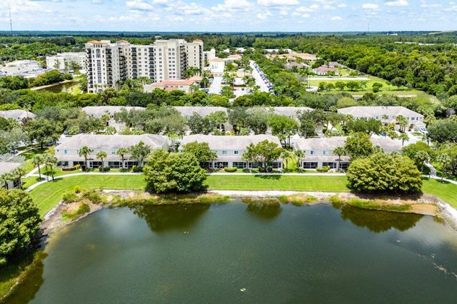 4842 Palmbrooke Circle W, West Palm Beach, FL 33417