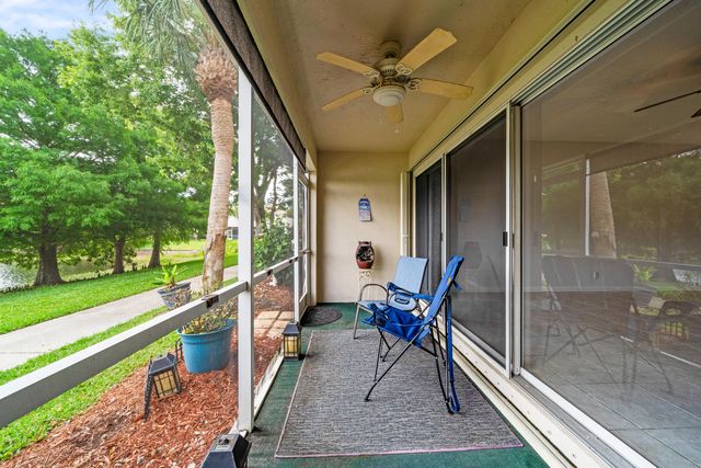 4842 Palmbrooke Circle W, West Palm Beach, FL 33417