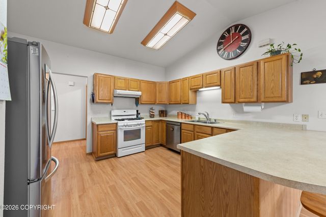 10700 E Yentna Drive, Palmer, AK 99645