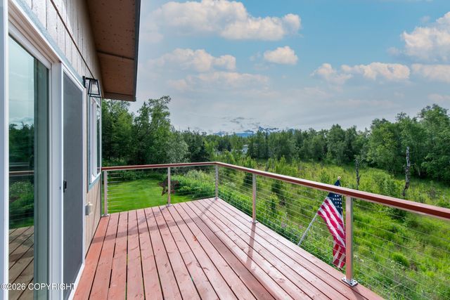 10700 E Yentna Drive, Palmer, AK 99645
