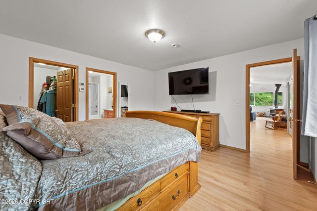 10700 E Yentna Drive, Palmer, AK 99645