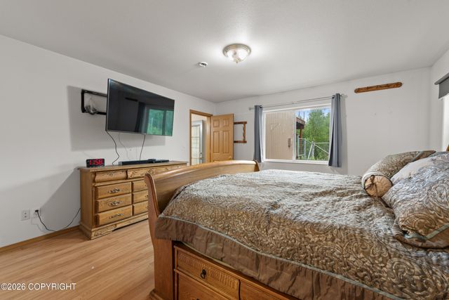 10700 E Yentna Drive, Palmer, AK 99645