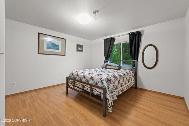 10700 E Yentna Drive, Palmer, AK 99645