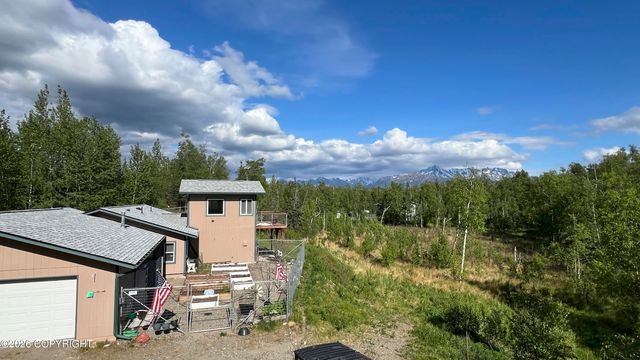 10700 E Yentna Drive, Palmer, AK 99645