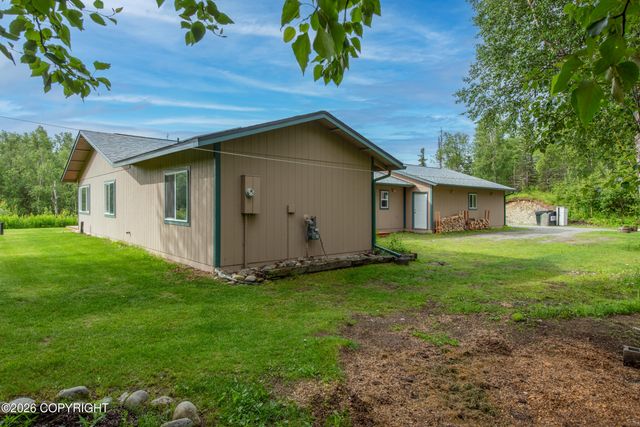 10700 E Yentna Drive, Palmer, AK 99645