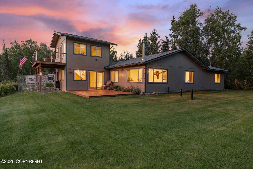 10700 E Yentna Drive, Palmer, AK 99645