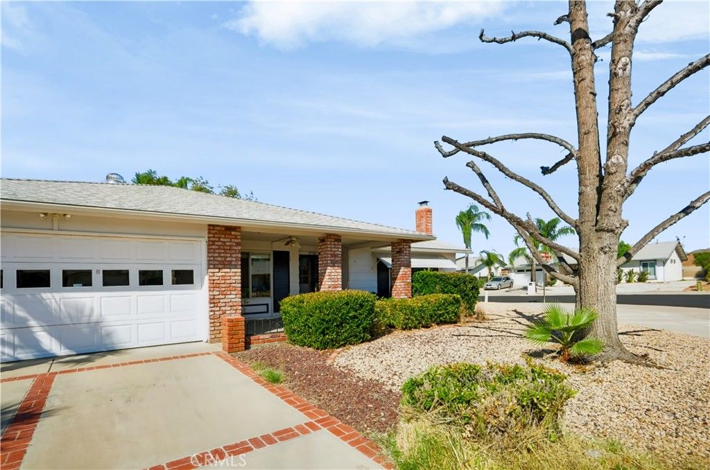 27383 Embassy, Sun City, CA 92586 — photo 2
