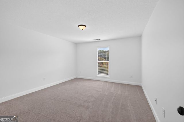 305 McMillian Court NW, Winder, GA 30680