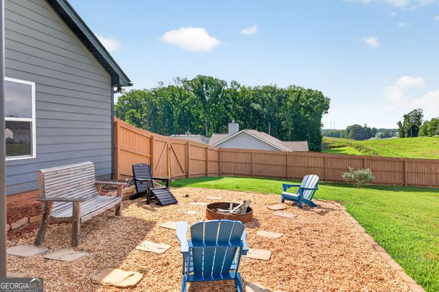 305 McMillian Court NW, Winder, GA 30680