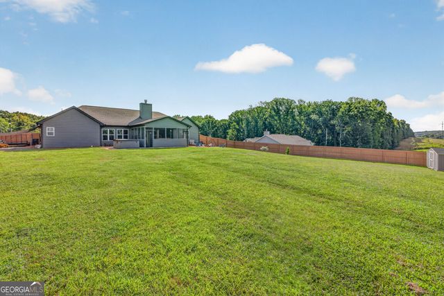 305 McMillian Court NW, Winder, GA 30680