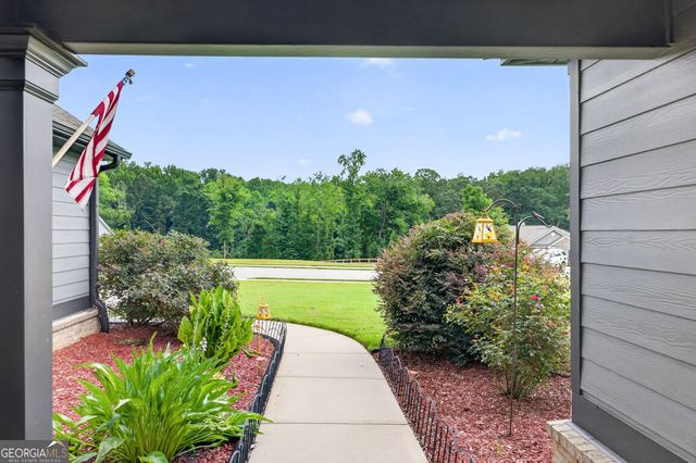 305 McMillian Court NW, Winder, GA 30680