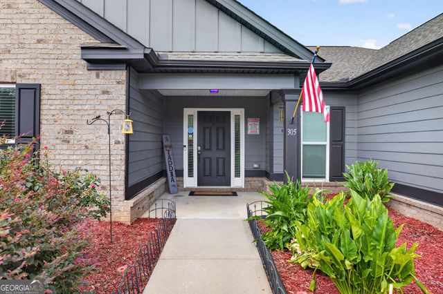 305 McMillian Court NW, Winder, GA 30680
