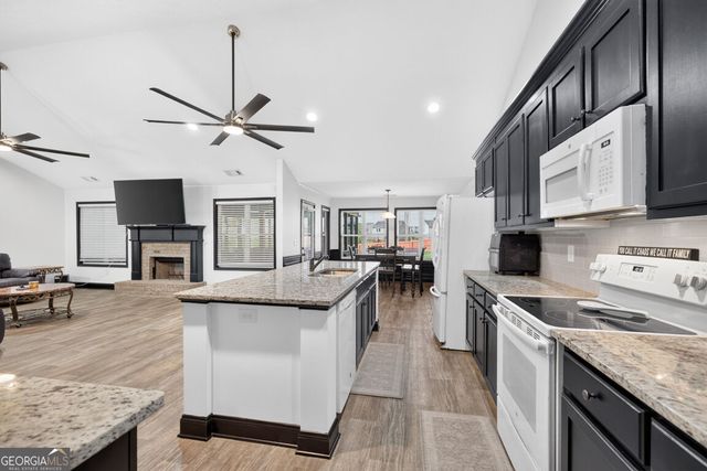 305 McMillian Court NW, Winder, GA 30680