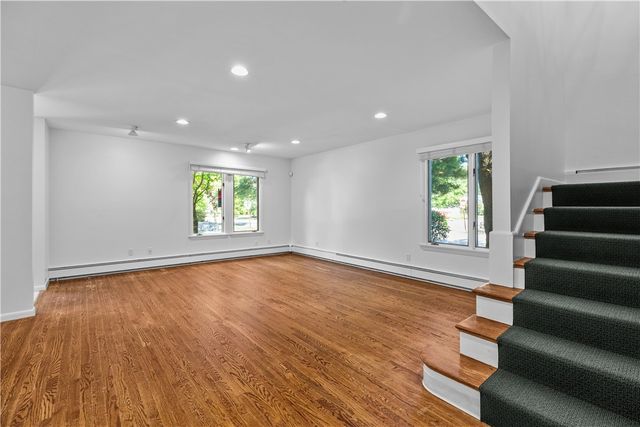 189 Laurel Avenue 189, Providence, RI 02906