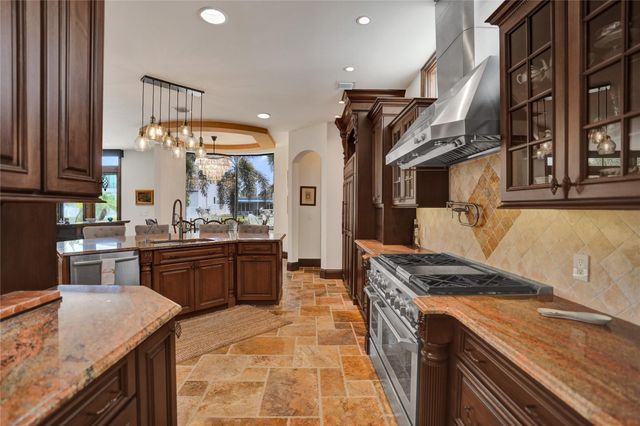 4930 NE 27th Terrace, Lighthouse Point, FL 33064