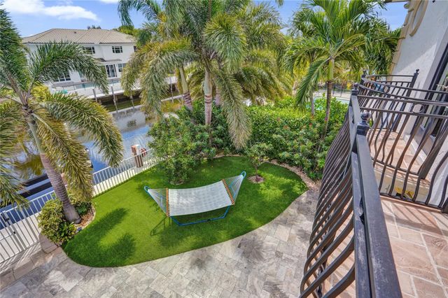 4930 NE 27th Terrace, Lighthouse Point, FL 33064