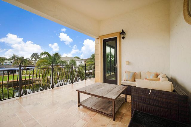 4930 NE 27th Terrace, Lighthouse Point, FL 33064