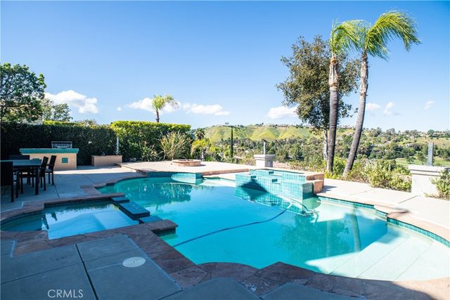 24825 Alexandra Court, Calabasas, CA 91302