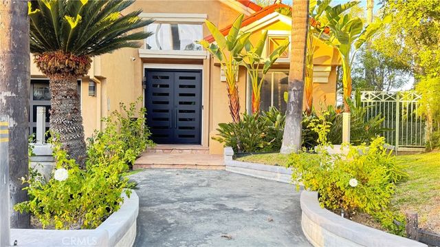 24825 Alexandra Court, Calabasas, CA 91302