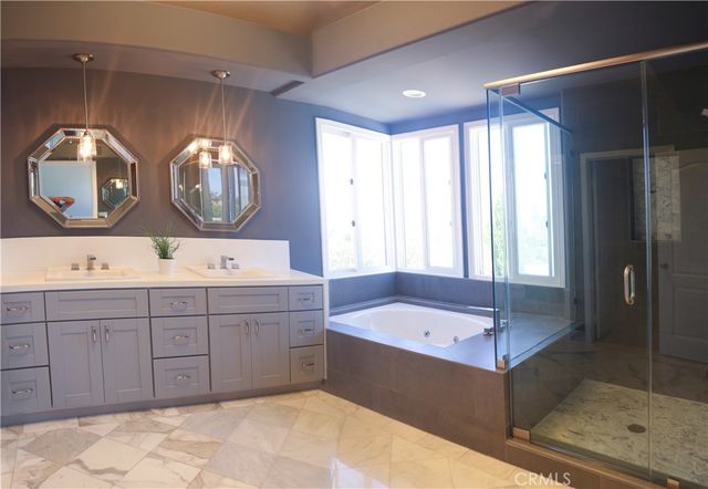 24825 Alexandra Court, Calabasas, CA 91302