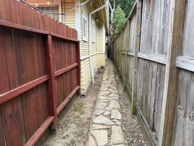 808 Colquitt Street A, Houston, TX 77006