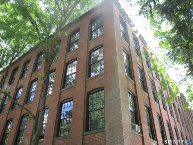10 North Main Street 3-10, Beacon Falls, CT 06403