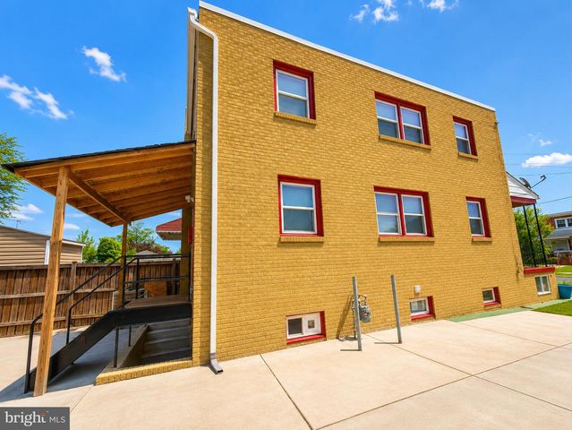 6638 24TH PL, Hyattsville, MD 20782