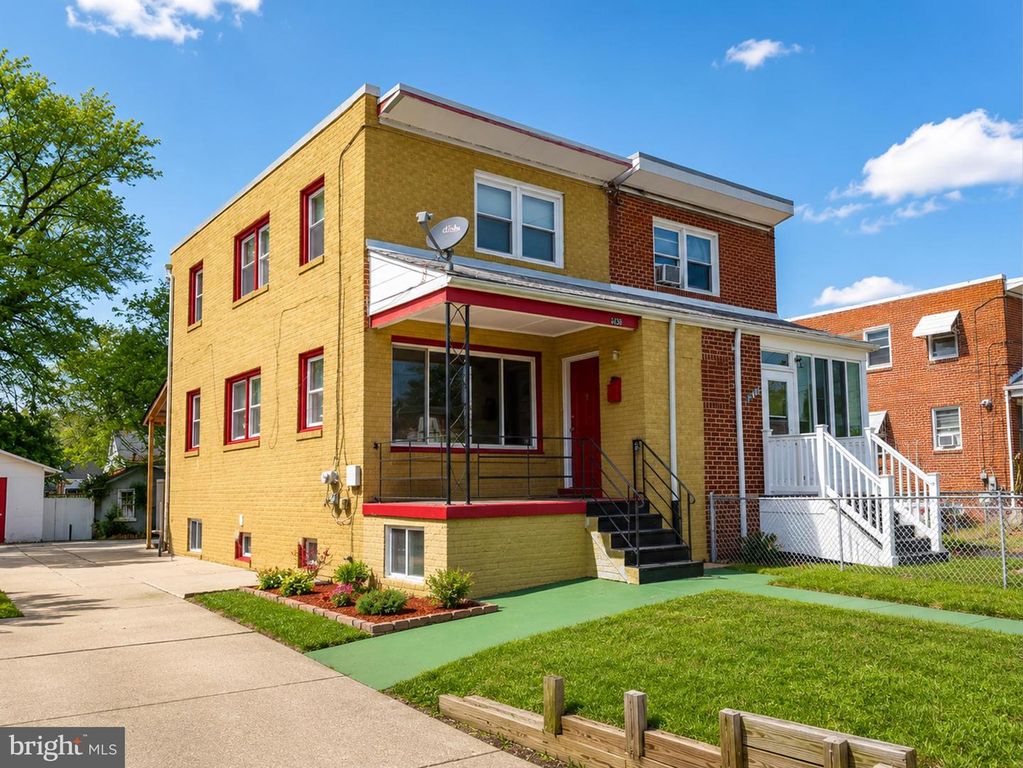 6638 24TH PL, Hyattsville, MD 20782