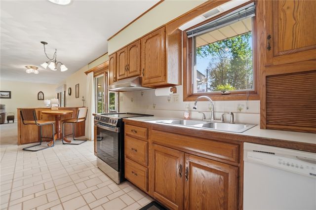 2701 Blue Rock Drive, Beavercreek, OH 45434