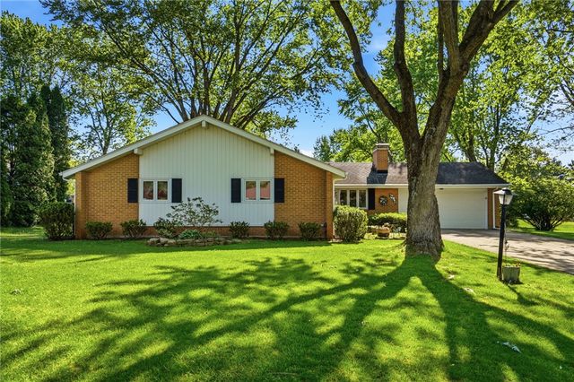 2701 Blue Rock Drive, Beavercreek, OH 45434