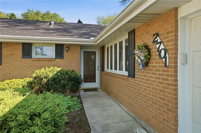 2701 Blue Rock Drive, Beavercreek, OH 45434
