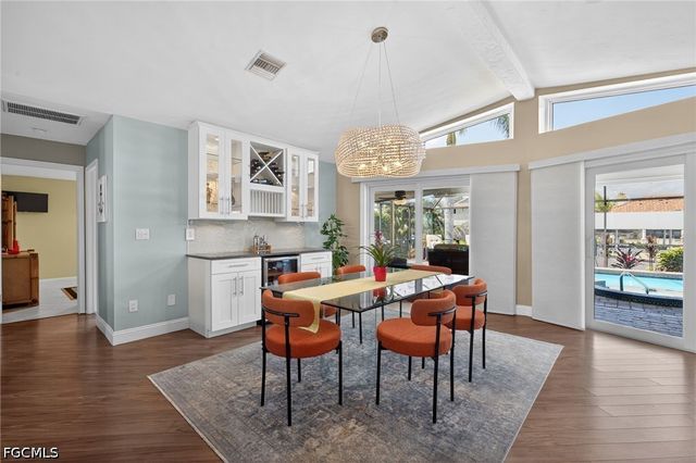 2317 SE 27th TER, Cape Coral, FL 33904