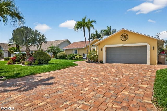 2317 SE 27th TER, Cape Coral, FL 33904