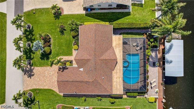 2317 SE 27th TER, Cape Coral, FL 33904