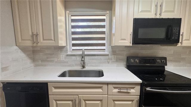 4091 Big Valley Trail, Stone Mountain, GA 30083