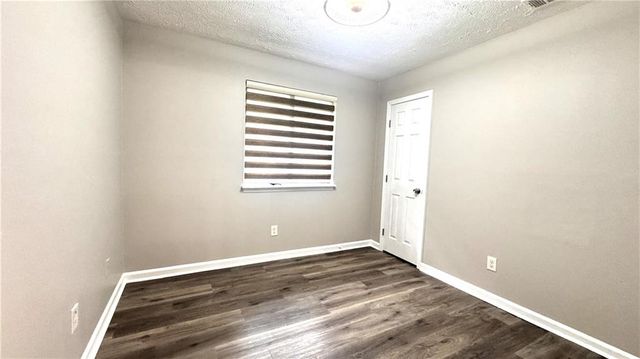 4091 Big Valley Trail, Stone Mountain, GA 30083
