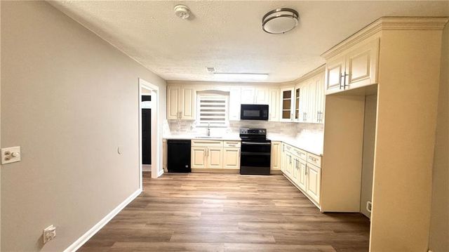 4091 Big Valley Trail, Stone Mountain, GA 30083