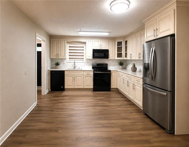 4091 Big Valley Trail, Stone Mountain, GA 30083