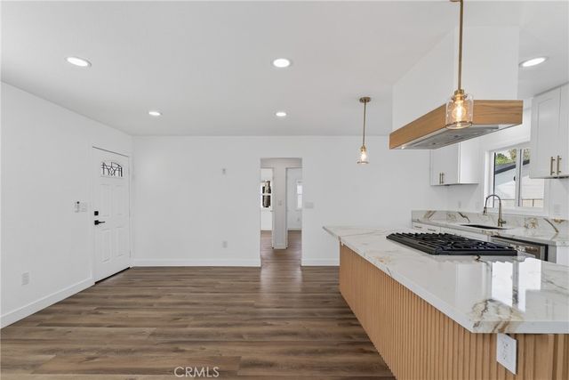 1095 E Phillips Blvd, Pomona, CA 91766