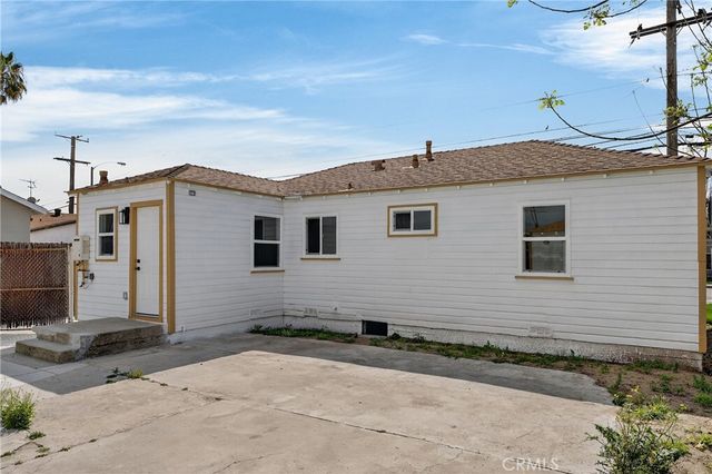 1095 E Phillips Blvd, Pomona, CA 91766