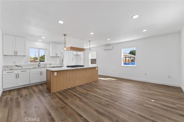 1095 E Phillips Blvd, Pomona, CA 91766