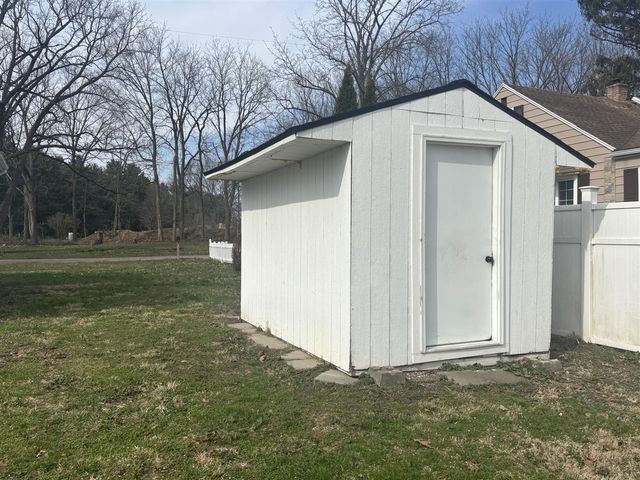 2228 Regent Street, Kalamazoo, MI 49004